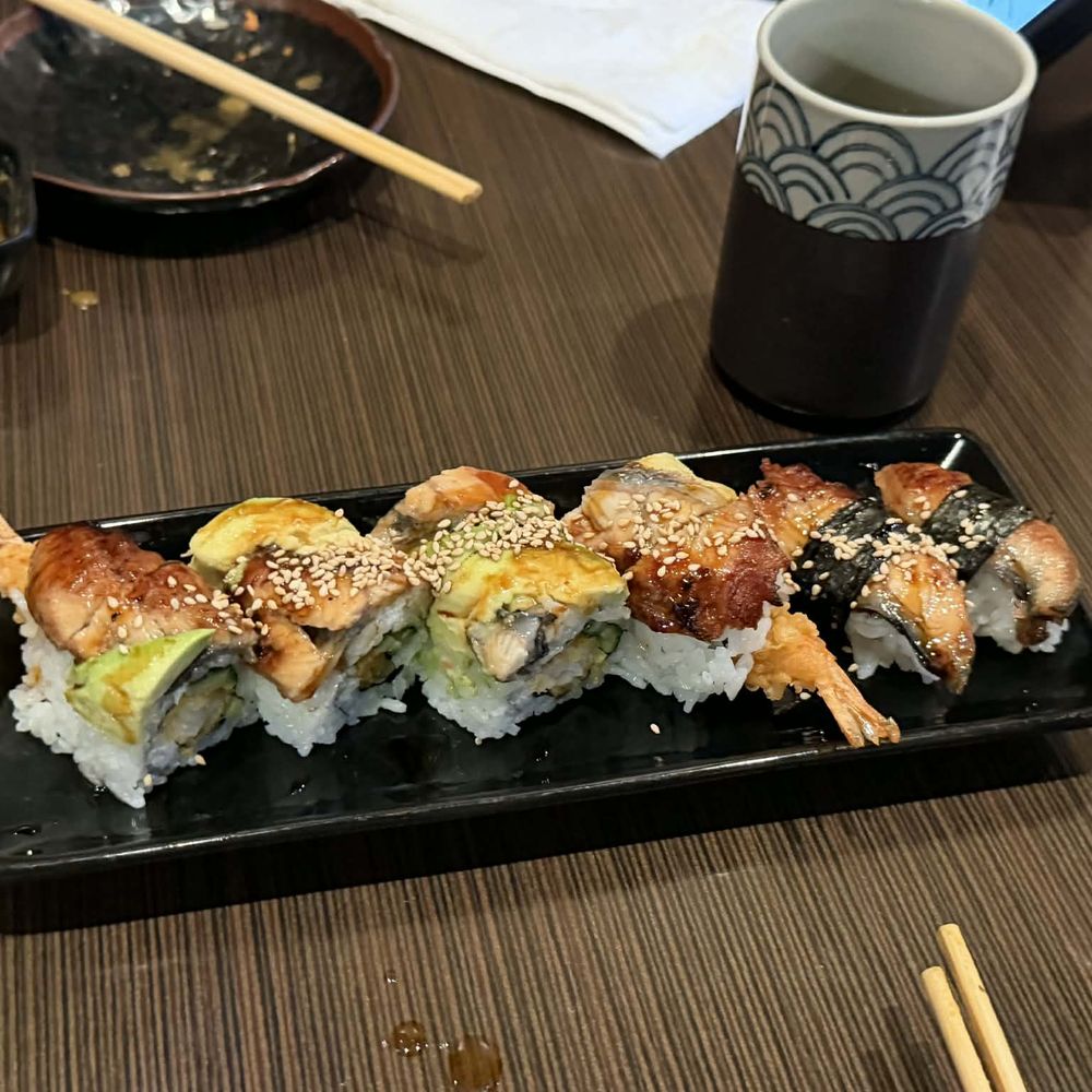 Harajuku Sushi - Dragon Roll - Sushi Bars Near Me - San Francisco, California Harajuku Sushi - Dragon Roll - Sushi Bars Near Me - San Francisco, California