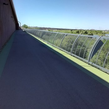 Rio Salado Pathway - Bike pathway next to 202 on one side and 25 foot drop down to salt river run off on the other. - Mountain Biking Near Me Rio Salado Pathway - Bike pathway next to 202 on one side and 25 foot drop down to salt river run off on the other. - Mountain Biking Near Me
