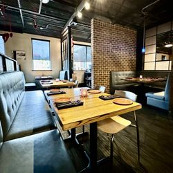 Breakneck Tavern - Dining area