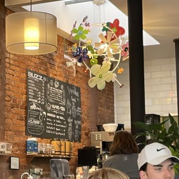Sleepy Bee Cafe - Oakley - Breakfast & Brunch Near Me - Cincinnati, Ohio