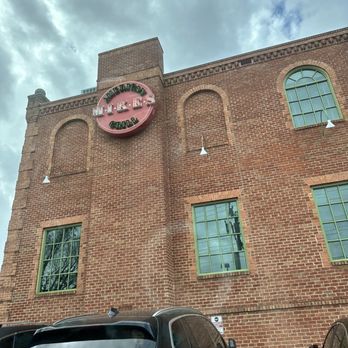 Mike's American - Side of the building. - American Near Me - Springfield, Virginia