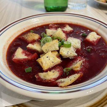 Cafe Magda - Soupe Bortsch - Cafes Near Me - Montreal, Quebec