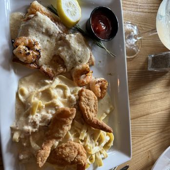 Timbers Restaurant - Waters Water's Edge Platter - American Near Me - Cadillac, Michigan