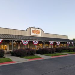 5:45am at Cracker Barrel, Independence