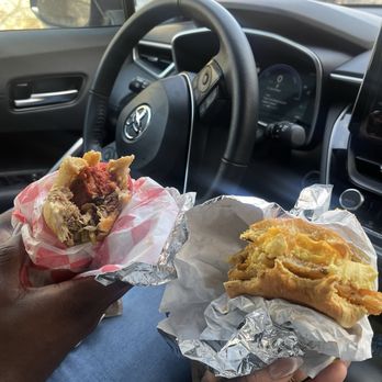 Kasama - Longanisa sandwich and hash brown breakfast sandwich - Filipino Near Me - Chicago, Illinois