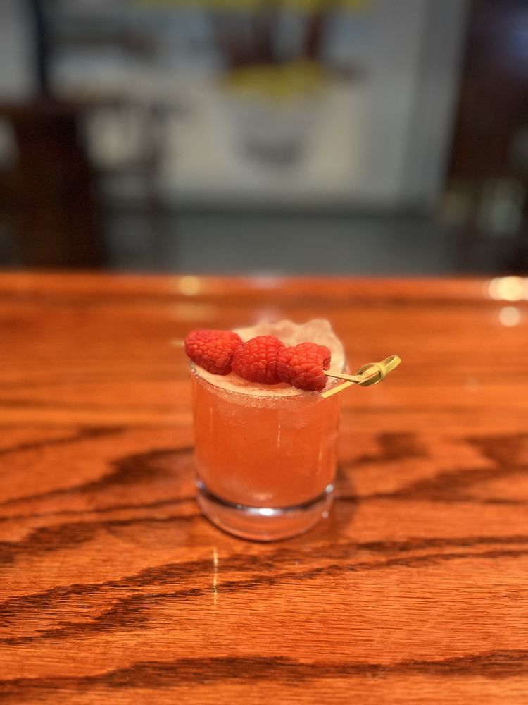 Social spots from Capones Bar