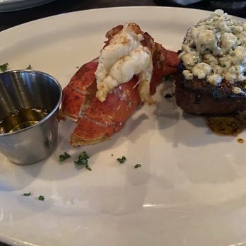 Rustic House - Honestly this special of lobster and steak on Wednesday night was amazing!!! We ordered 2 :) plus the artichoke dip was out of this world - Pubs Near Me - Las Vegas, Nevada