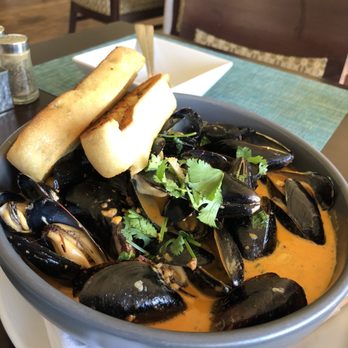 Shores Restaurant - Mussels - New American Near Me - La Jolla, California Shores Restaurant - Mussels - New American Near Me - La Jolla, California