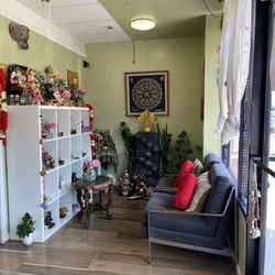 Topanga Thai Spa - Lobby.
