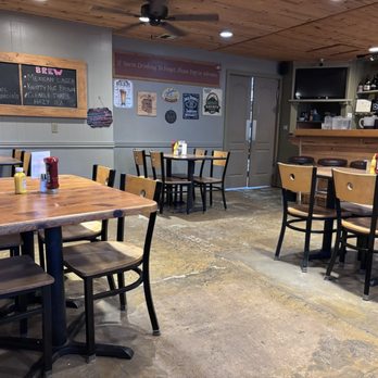 That Brewery & Pub - Inside seating - Pubs Near Me - Pine, Arizona That Brewery & Pub - Inside seating - Pubs Near Me - Pine, Arizona