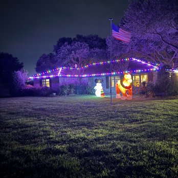 Christmas Light Guy & Decor - Holiday Decorations Near Me - Cypress, Texas
