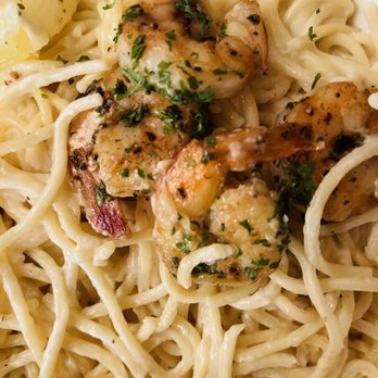 The Toss Up - Shrimp Alfredo Pasta - Salad Near Me - Gardena, California