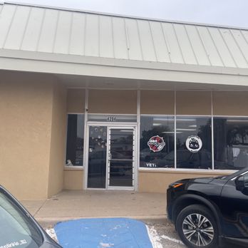 HubCity Slaps - it's a little hard to fine, this is the front door. - Printing Services Near Me - Lubbock, Texas HubCity Slaps - it's a little hard to fine, this is the front door. - Printing Services Near Me - Lubbock, Texas