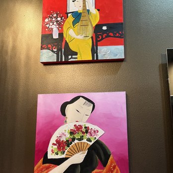 Chinatown Westlake - Artwork in bathroom - Sushi Bars Near Me - Austin, Texas