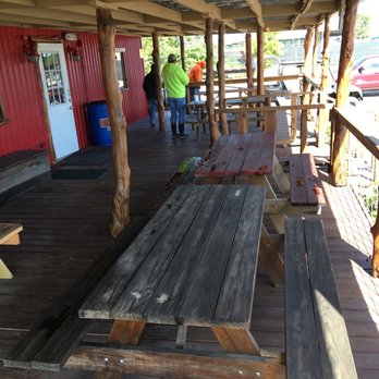 Big Bertha's Barbeque And Catering - Outdoor seating - Barbeque Near Me - Houston, Texas