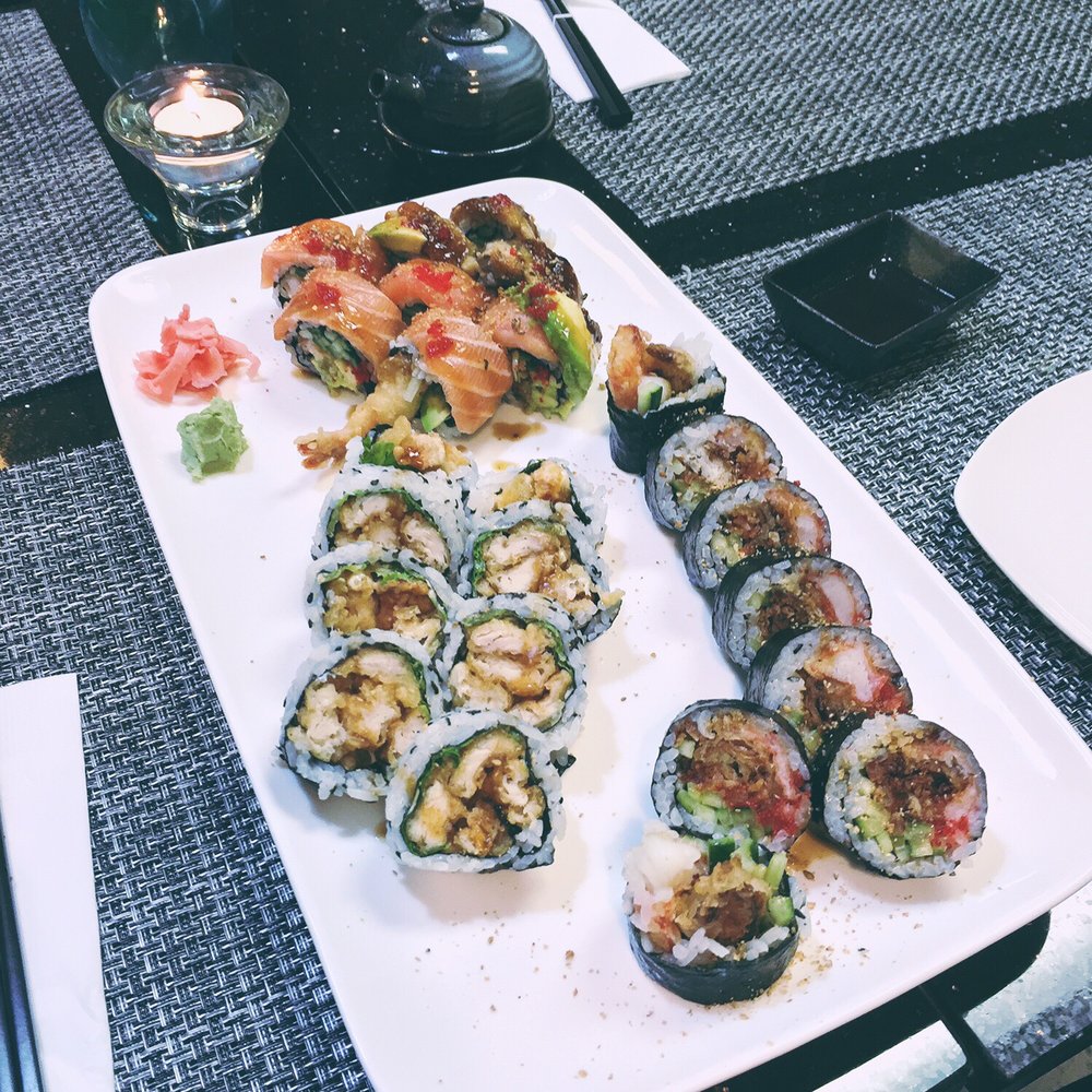 Avocado Sushi - We bought rolls and they all came together on one plate! - Japanese Near Me - Toronto, Ontario