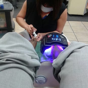 Sactown Nails - Kathy! Table #9 - Nail Salons Near Me - Sacramento, California
