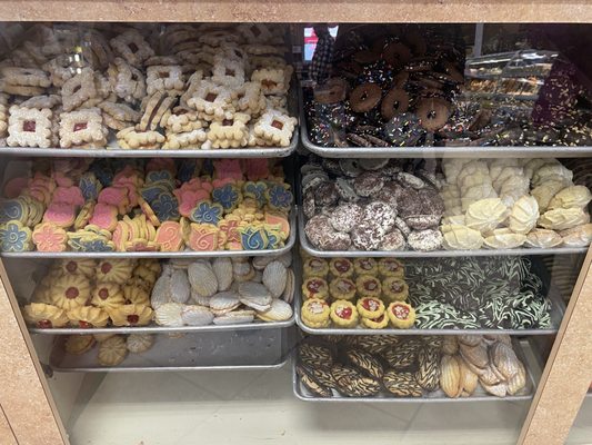 Aversa's Italian Bakery by null