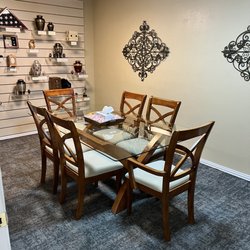 Chism-Smith Funeral Home - Arrangement office