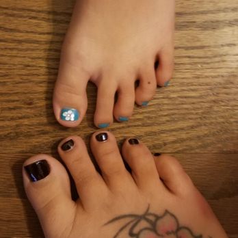 Tips 2 Toes Nail and Spa - Nail Salons Near Me - Wheeling, Illinois