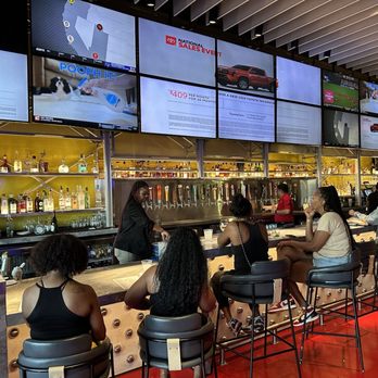 Top Draft - Sports Bars Near Me - Atlanta, Georgia Top Draft - Sports Bars Near Me - Atlanta, Georgia
