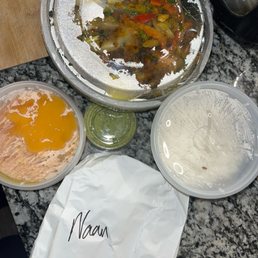 My order: Tandoori Chicken, plain naan, complimentary rice and a mango sweet side dish