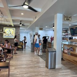 Karma Coffee and Books - Order and pick up areas