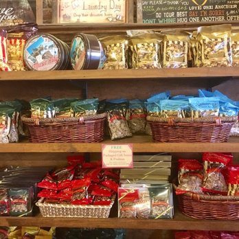 Savannah's Candy Kitchen - Desserts Near Me - Nashville, Tennessee