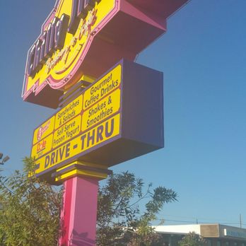 Chilly Jilly'z Bakery & Cafe - Vibrant Colorful Restaurant - Ice Cream & Frozen Yogurt Near Me - Boulder City, Nevada Chilly Jilly'z Bakery & Cafe - Vibrant Colorful Restaurant - Ice Cream & Frozen Yogurt Near Me - Boulder City, Nevada