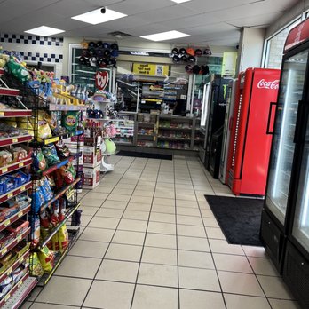 South West Blvd Chevron - Interior - Gas Stations Near Me - Montgomery, Alabama