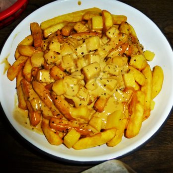 Bloc+ - Amazing poutine! - Pubs Near Me - Glasgow, GLG