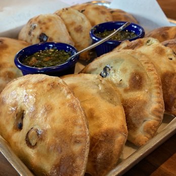 La Masa Empanada Bar - Empanadas Near Me - Milwaukee, Wisconsin