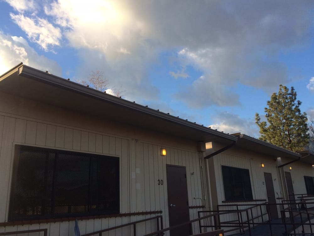 Slide of Rancho Rain Gutters