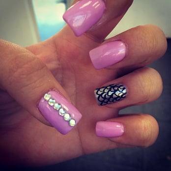 Cute Cute Nails  - mermaid nails! - Nail Salons Near Me - Sacramento, California