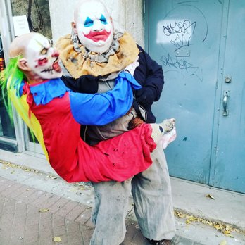 Deadmonton Haunted House - Creepy clowns - Haunted Houses Near Me - Edmonton, Alberta