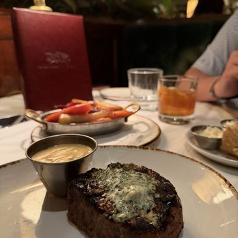 Old Ebbitt Grill - Cedar River Farms Filet Mignon - Bars Near Me - Washington, DC, District of Columbia Old Ebbitt Grill - Cedar River Farms Filet Mignon - Bars Near Me - Washington, DC, District of Columbia