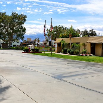 Shadow Hills RV Resort - Shadow Hills RV Resort welcome and office area - Campgrounds Near Me - Indio, California
