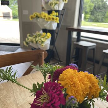 Unshackled Bread - My view today. Cafe is not as crowded today, but non-stop customers, & sometimes a line. - Bakeries Near Me - Washington, Missouri