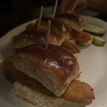 Trivoli Tavern - Chicken sliders - American Near Me - Chicago, Illinois Trivoli Tavern - Chicken sliders - American Near Me - Chicago, Illinois
