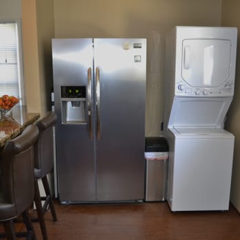 Relais in LA - Granite kitchen dining counter, cork floor, fridge (double filtered water), touchless trash can, washer & dryer - Vacation Rentals Near Me - Westchester, California Relais in LA - Granite kitchen dining counter, cork floor, fridge (double filtered water), touchless trash can, washer & dryer - Vacation Rentals Near Me - Westchester, California