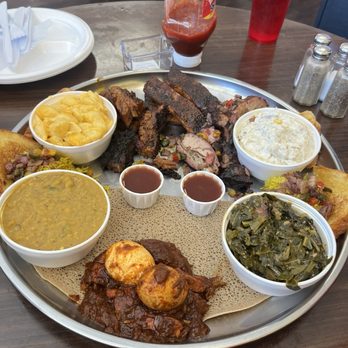 Smoke'N Ash BBQ - Platter for 4 - Barbeque Near Me - Arlington, Texas