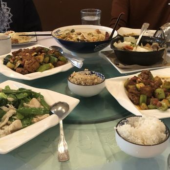 Dalian - Kung Pao tofu, veggie clay pot, noodle soup, and chicken with broccoli and mushrooms - Chinese Near Me - Berkeley, California