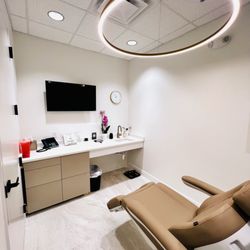 LivingYoung Center - Treatment room