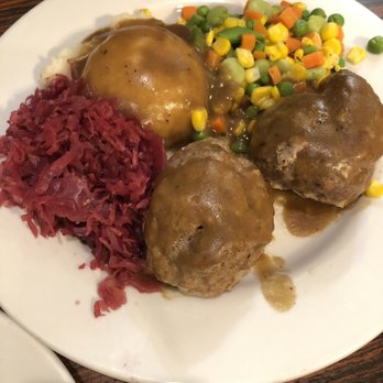 Solvang Restaurant - Danish meatballs (Not good) - Scandinavian Near Me - Solvang, California Solvang Restaurant - Danish meatballs (Not good) - Scandinavian Near Me - Solvang, California