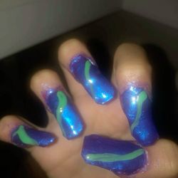 Rosie's Nails - Horrible nails NEVER GO HERE!!!!!