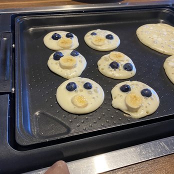 Slappy Cakes - Make your own pancakes. - Breakfast & Brunch Near Me - Lahaina, Hawaii Slappy Cakes - Make your own pancakes. - Breakfast & Brunch Near Me - Lahaina, Hawaii