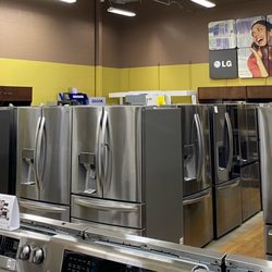 Electronic Express - First view of demo refrigerators found in Electronic Express's appliance section