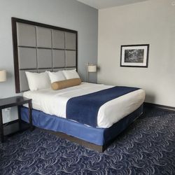 Kent State University Hotel & Conference Center - Room