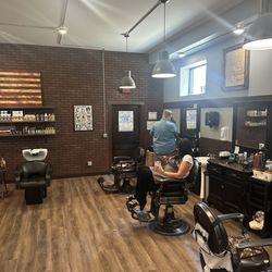 De Porres House of Barbering and Lounge - Barber shop