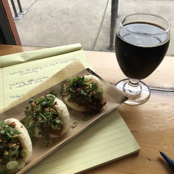 Elizabeth Station - Tacos and yummy beer. DO IT - Beer Bar Near Me - Bellingham, Washington